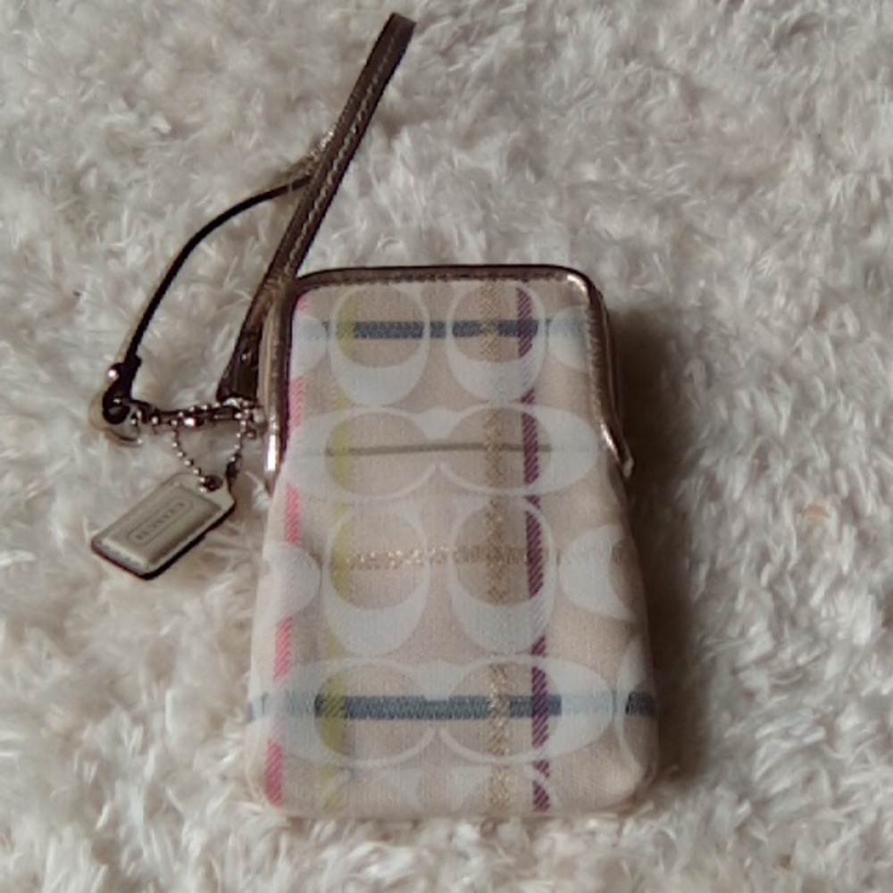 COACH Legacy pastel multicolor wristlet - Picture 6 of 12